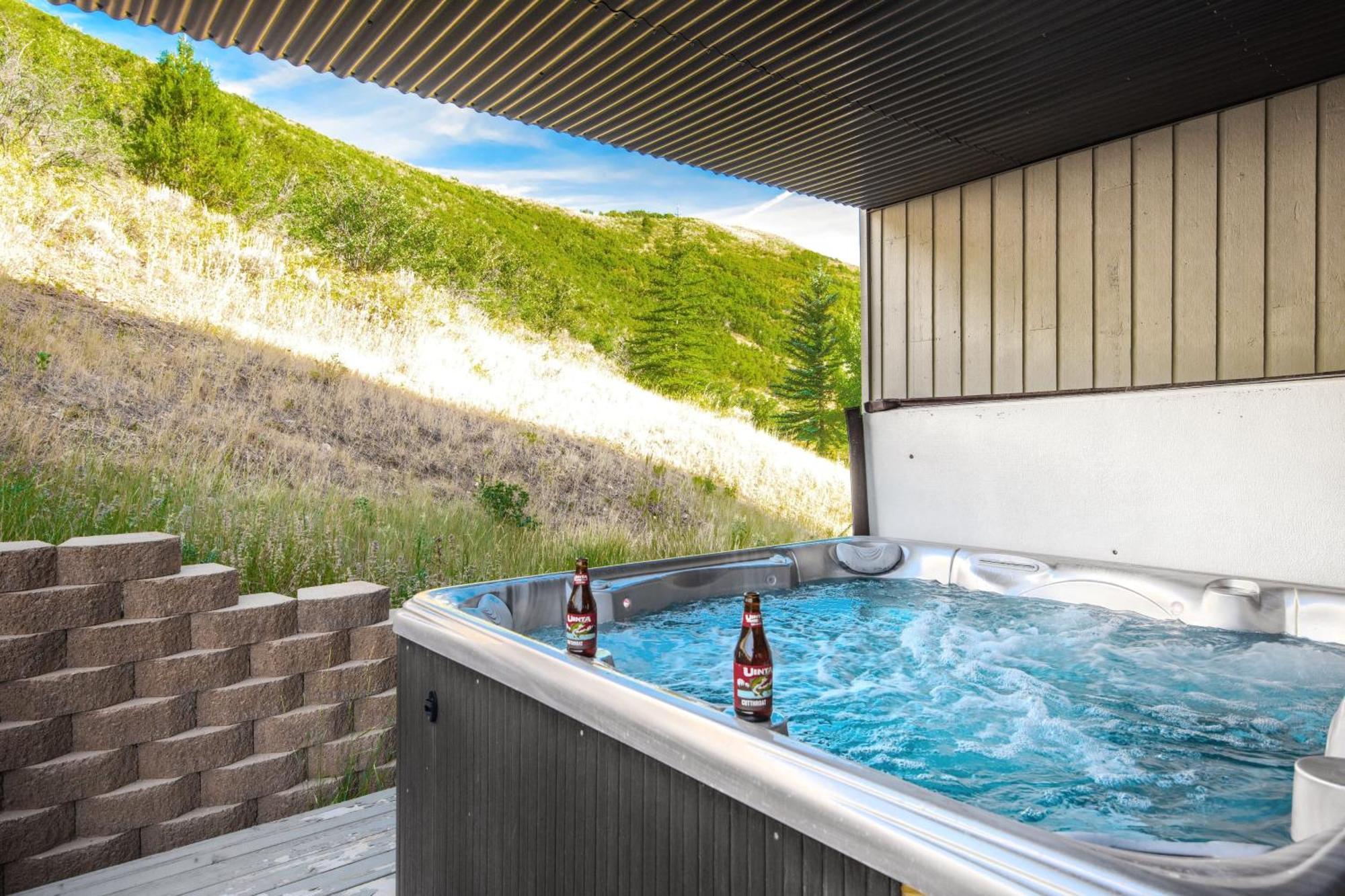 Mason By Avantstay Sleeps 16 Modern Mountain Escape W Hot Tub Park City Exterior photo